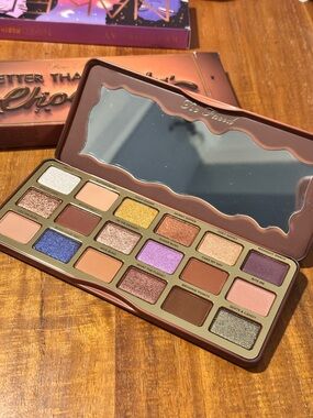 Too Faced Better Than Chocolate Eyeshadow Palette
